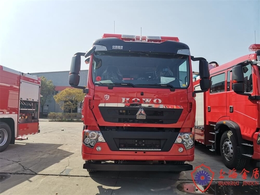 Feuergebühren-4×2 Schaum-Feuerbekämpfungs-LKW des Antriebs-8000L mit manuellem Feuer-Monitor